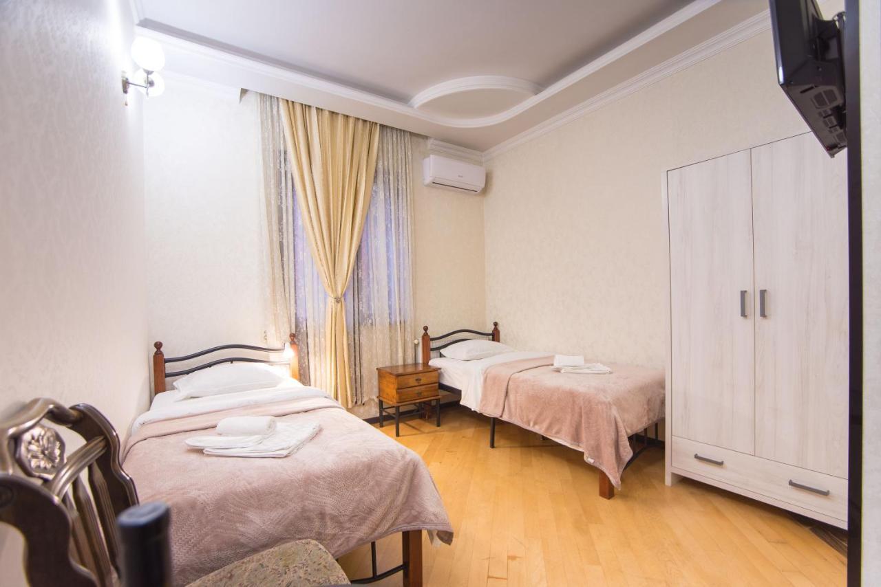 Hotel Terrace House Near Opera Tbilisi Esterno foto