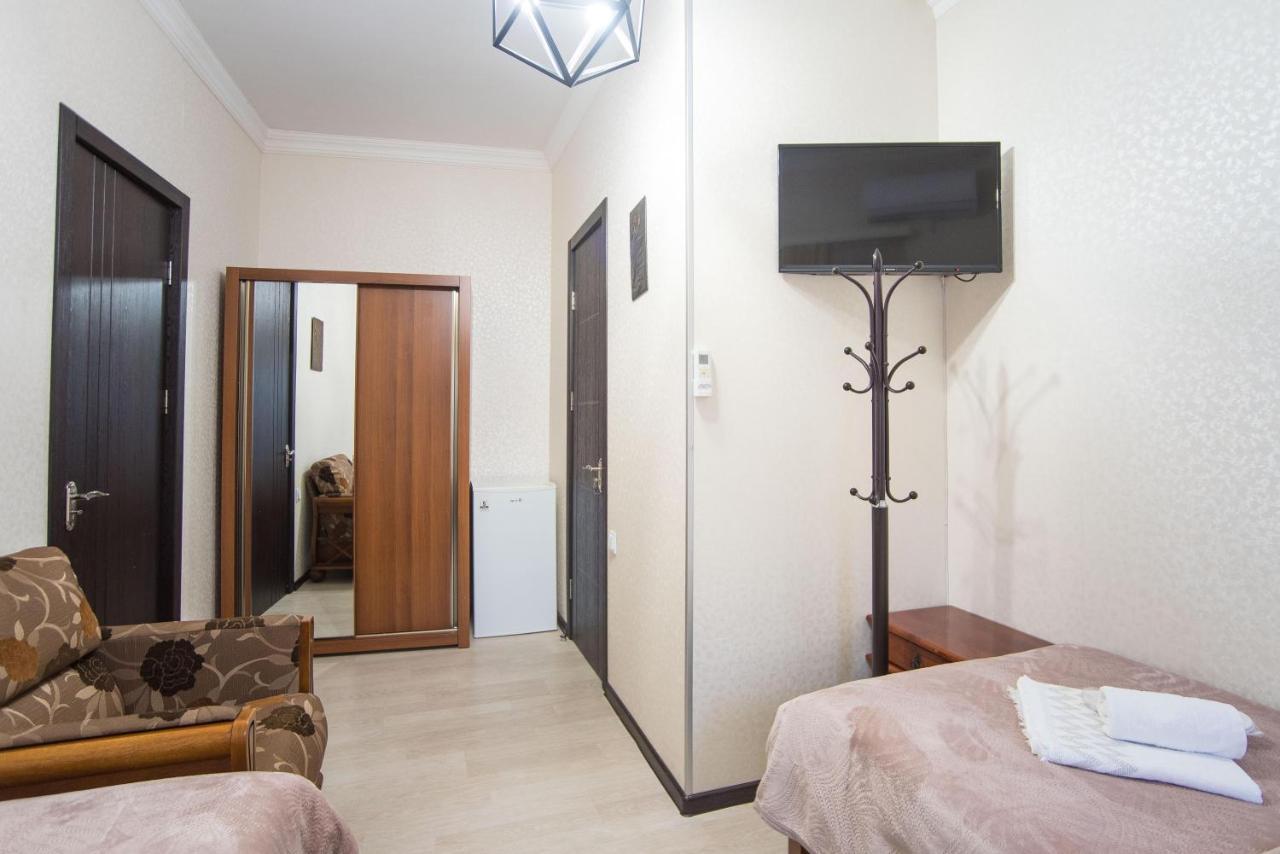 Hotel Terrace House Near Opera Tbilisi Esterno foto