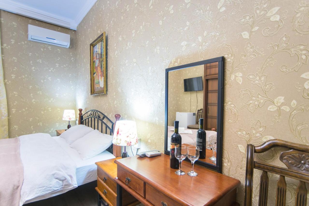 Hotel Terrace House Near Opera Tbilisi Esterno foto